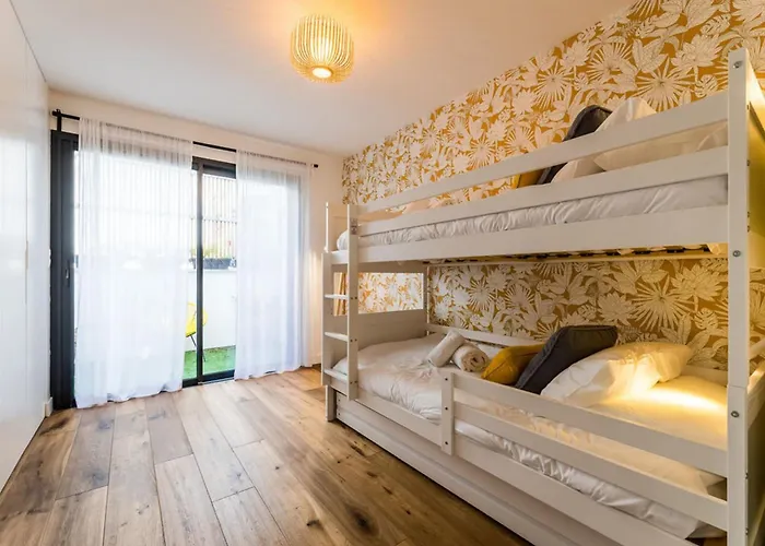 Bloomy - ביאריץ